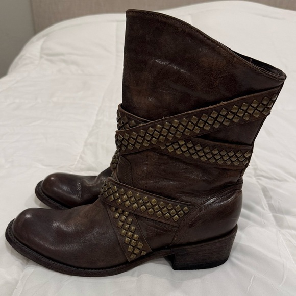 **Five Worlds by Cordani "Sanchez Ville" Studded Boots – Size 9.5B** - Picture 2 of 6